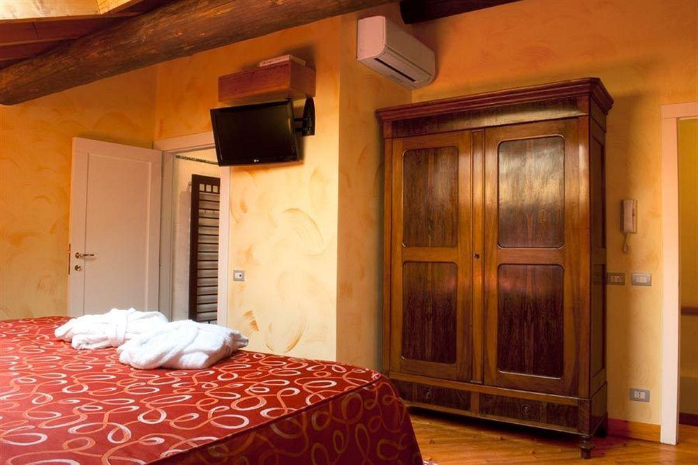 City Centre Rooms And Apartments Verona Exterior foto